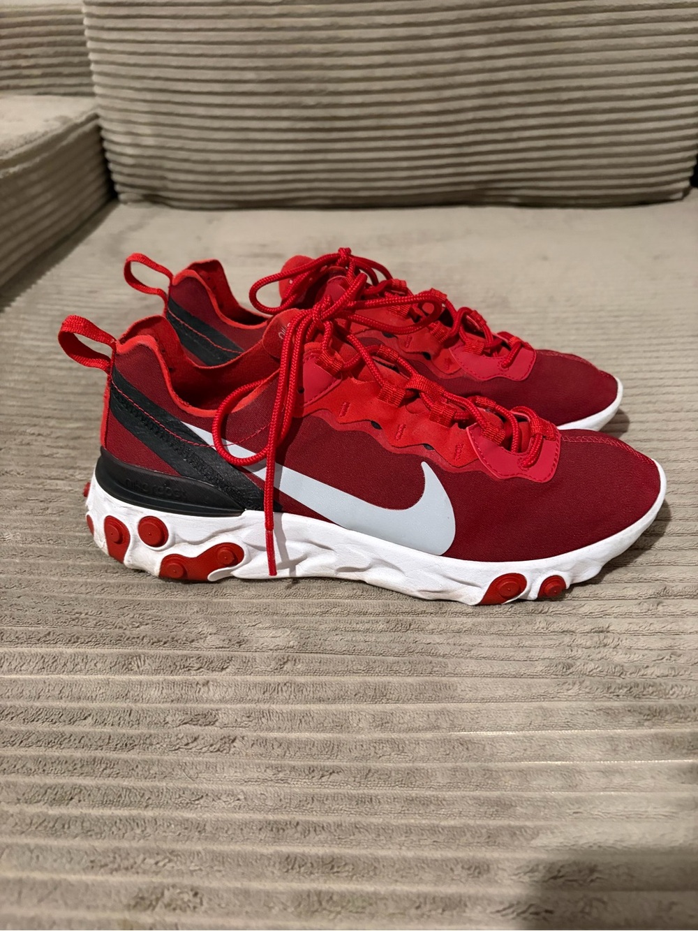 Nike React Element 55 sneakers in University Red/Black/White mens size 8